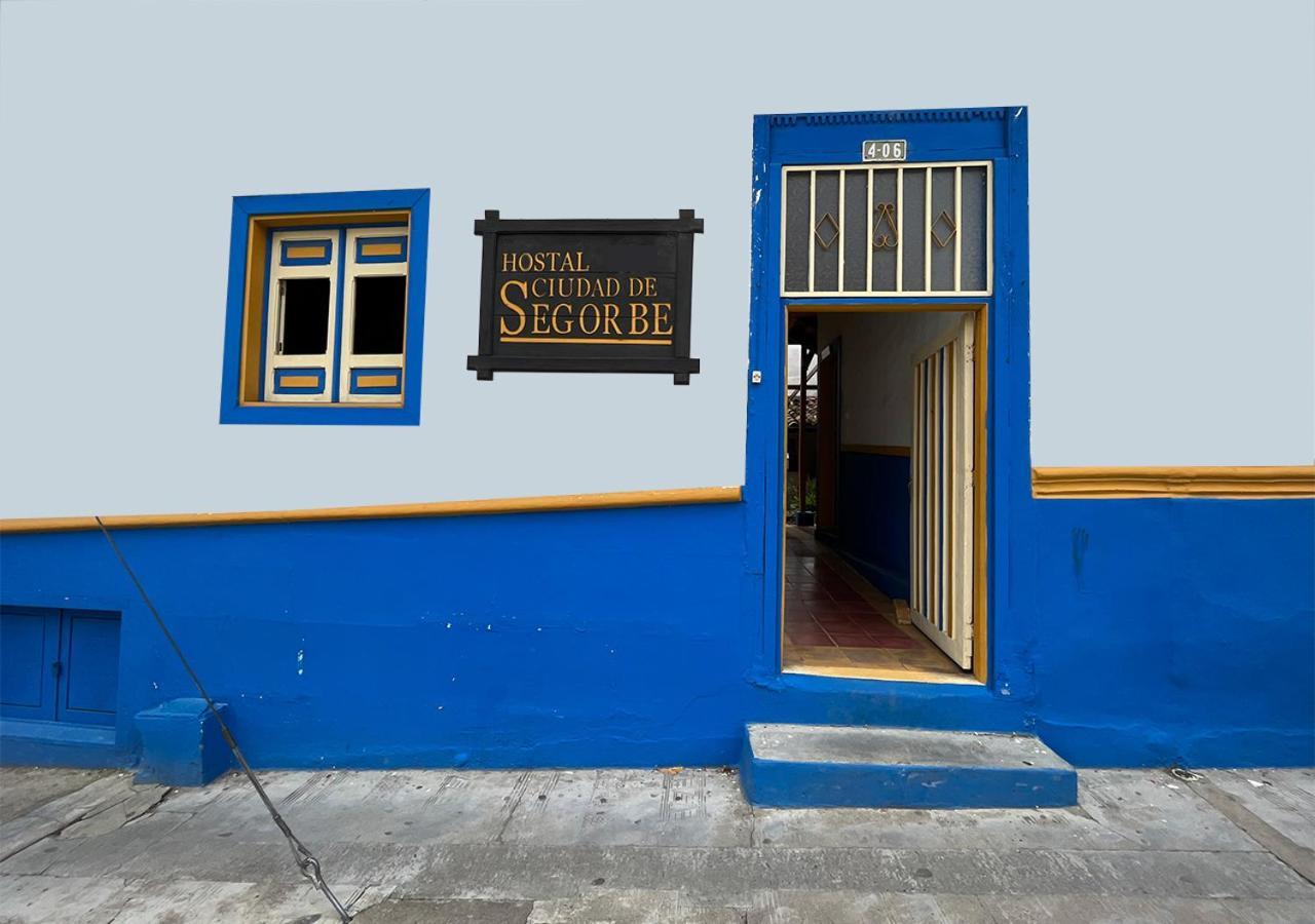 A Pousada Hostal Ciudad De Segorbe Salento Exterior foto